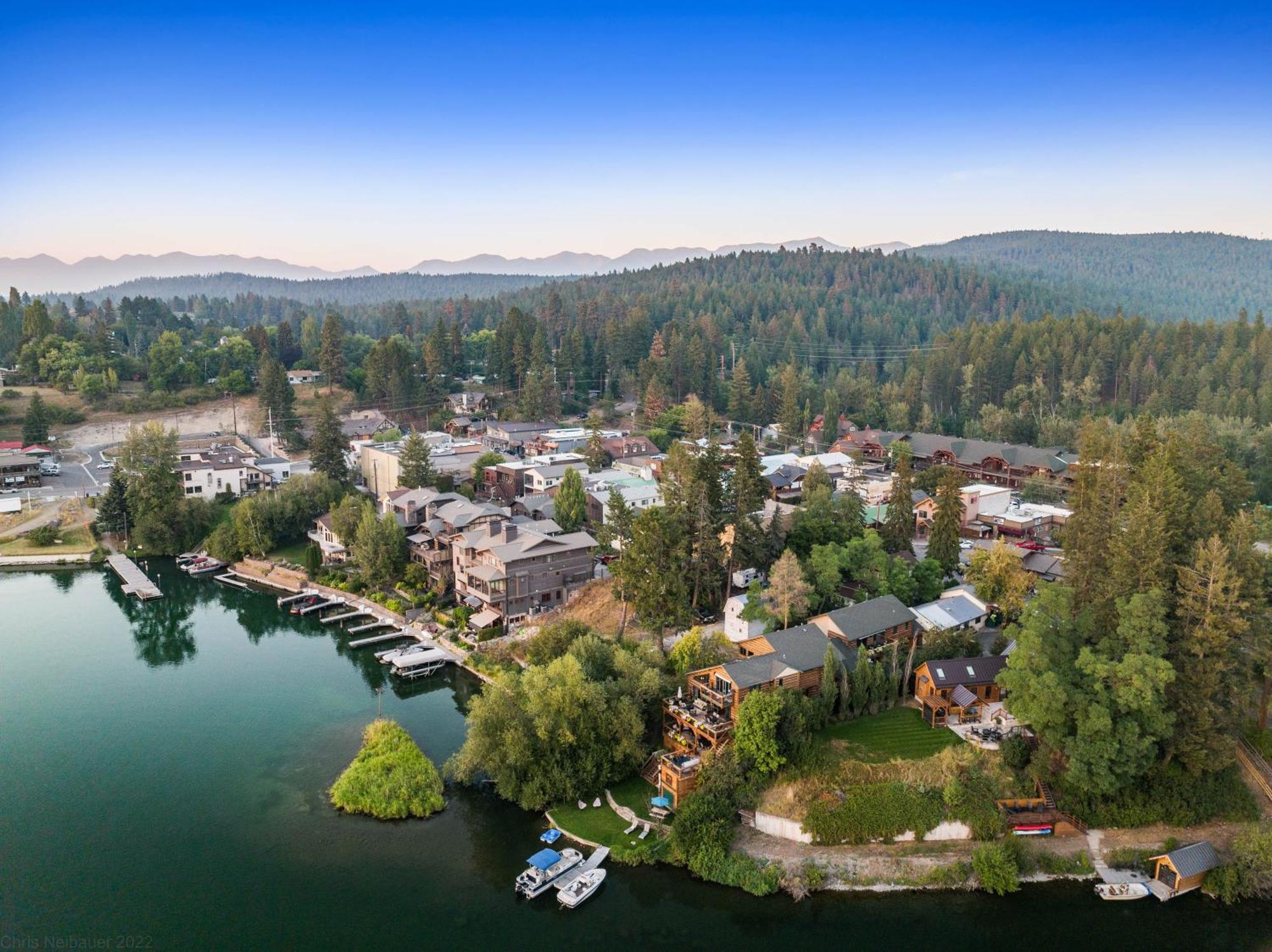 The Inn Bigfork Bay Exterior photo